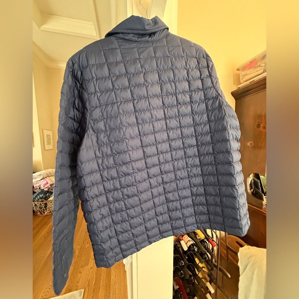 The North Face Navy Quilted Puffer Jacket - Picture 2 of 5